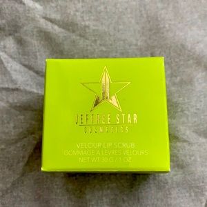 Jeffree Star velour Lip Scrub